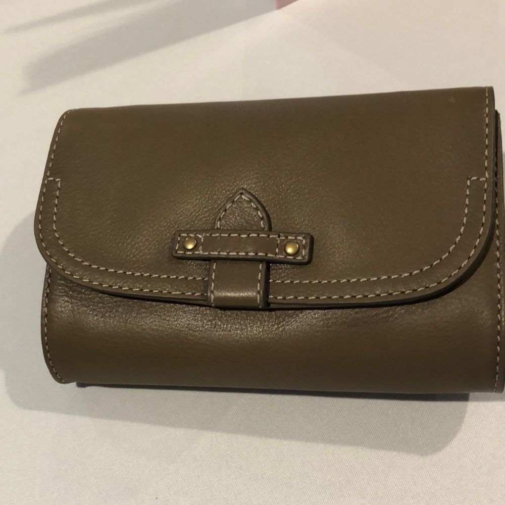 Frye Olivia wallet crossbody
